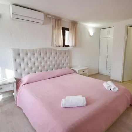 Apartment Studios Barre With Jacuzzi Rovinj