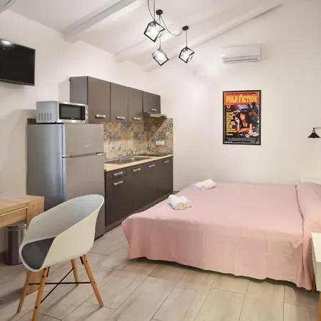 Studios Barre With Jacuzzi Apartment *