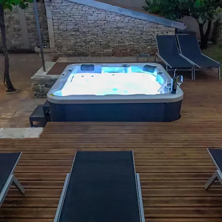 Apartment Studios Barre With Jacuzzi *