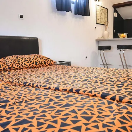 Studios Barre With Jacuzzi Apartment Rovinj